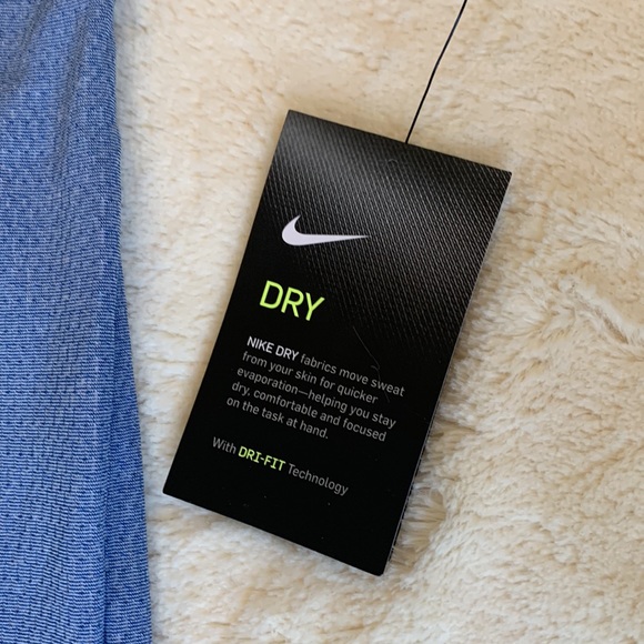 Nike Boys' Dri-FIT Statement Training T-Shirt Sz L NWT - Picture 2 of 4